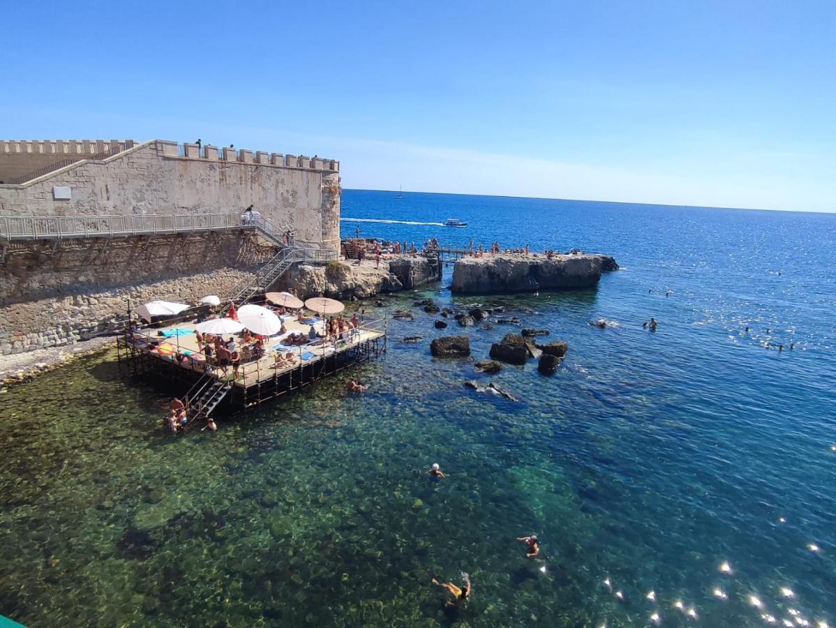 La Casetta Di Diana Ortigia Syracuse Bagian luar foto
